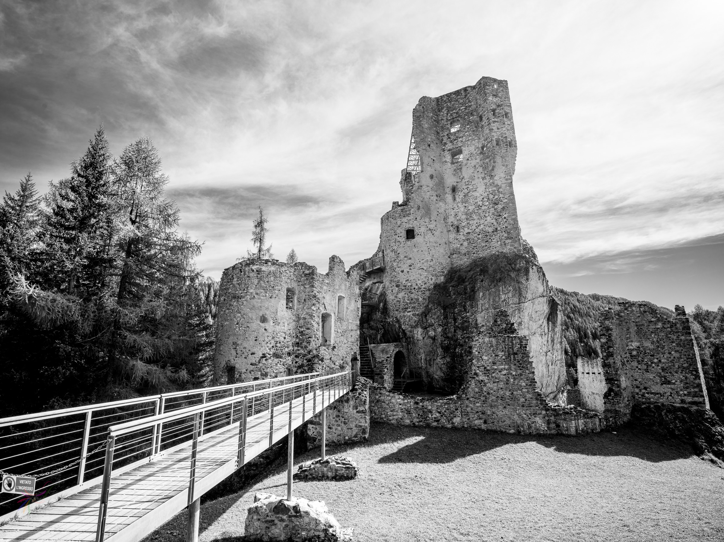 Castello di Andraz (Buchenstein Castle)